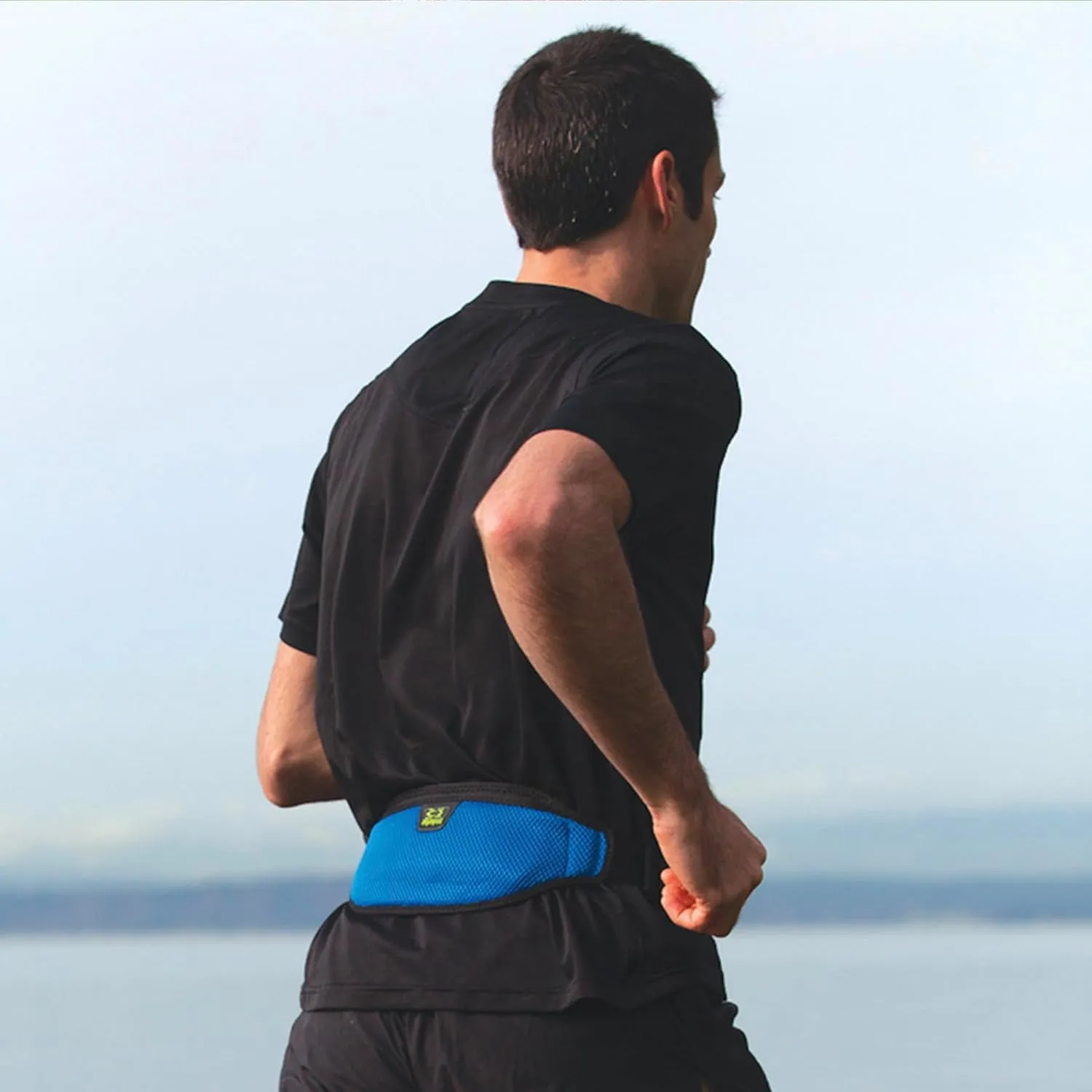 Amphipod AirFlow Lite Waistpack, Minimalist Runners Storage Fanny Waist Pack for Running, Jogging & Walking, Men & Women