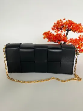 Baguette Chain Pochette