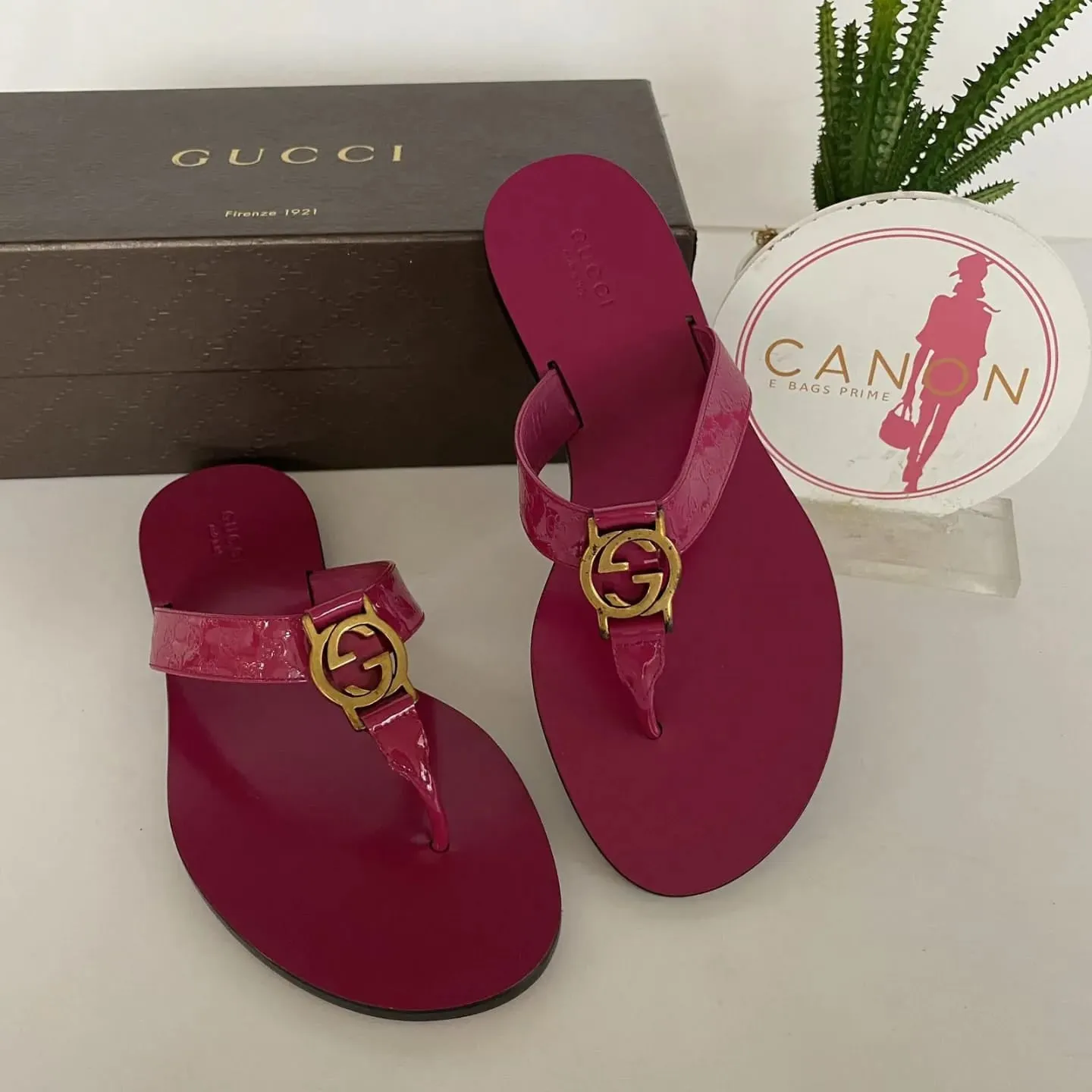 GG Sandals