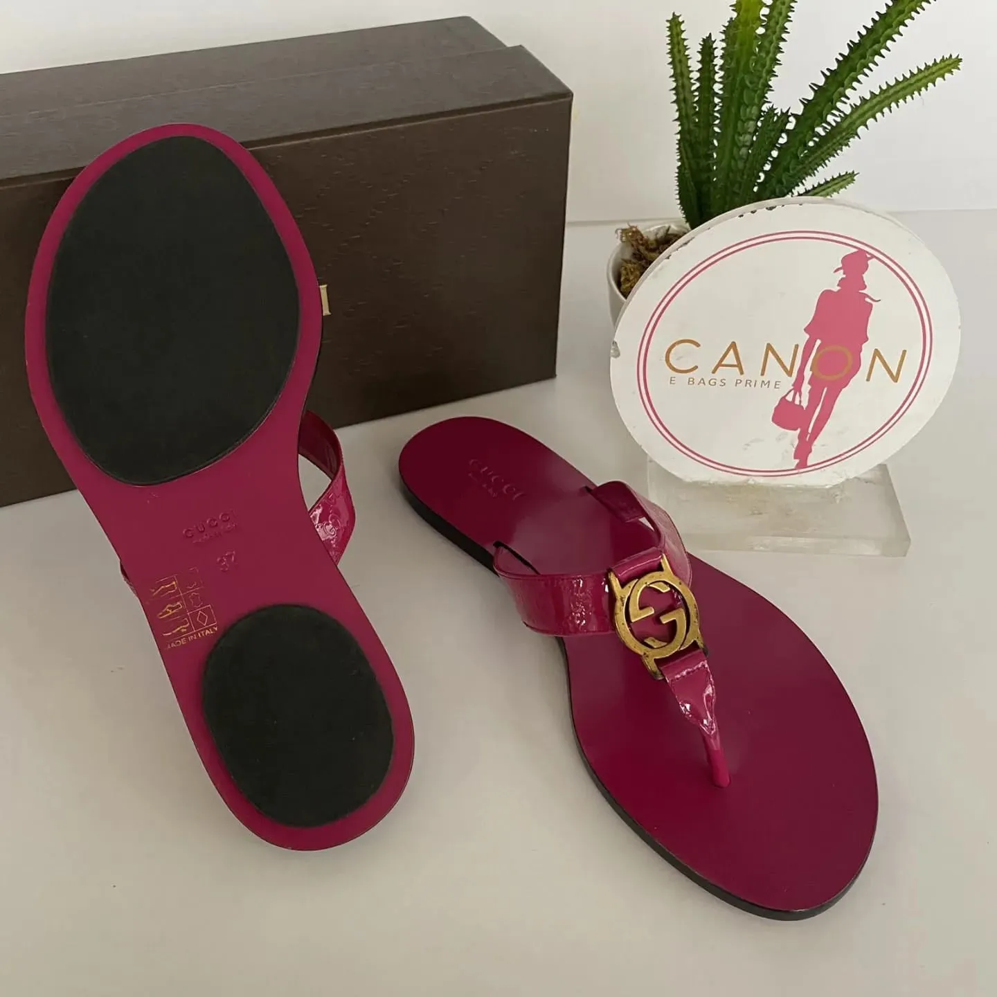 GG Sandals
