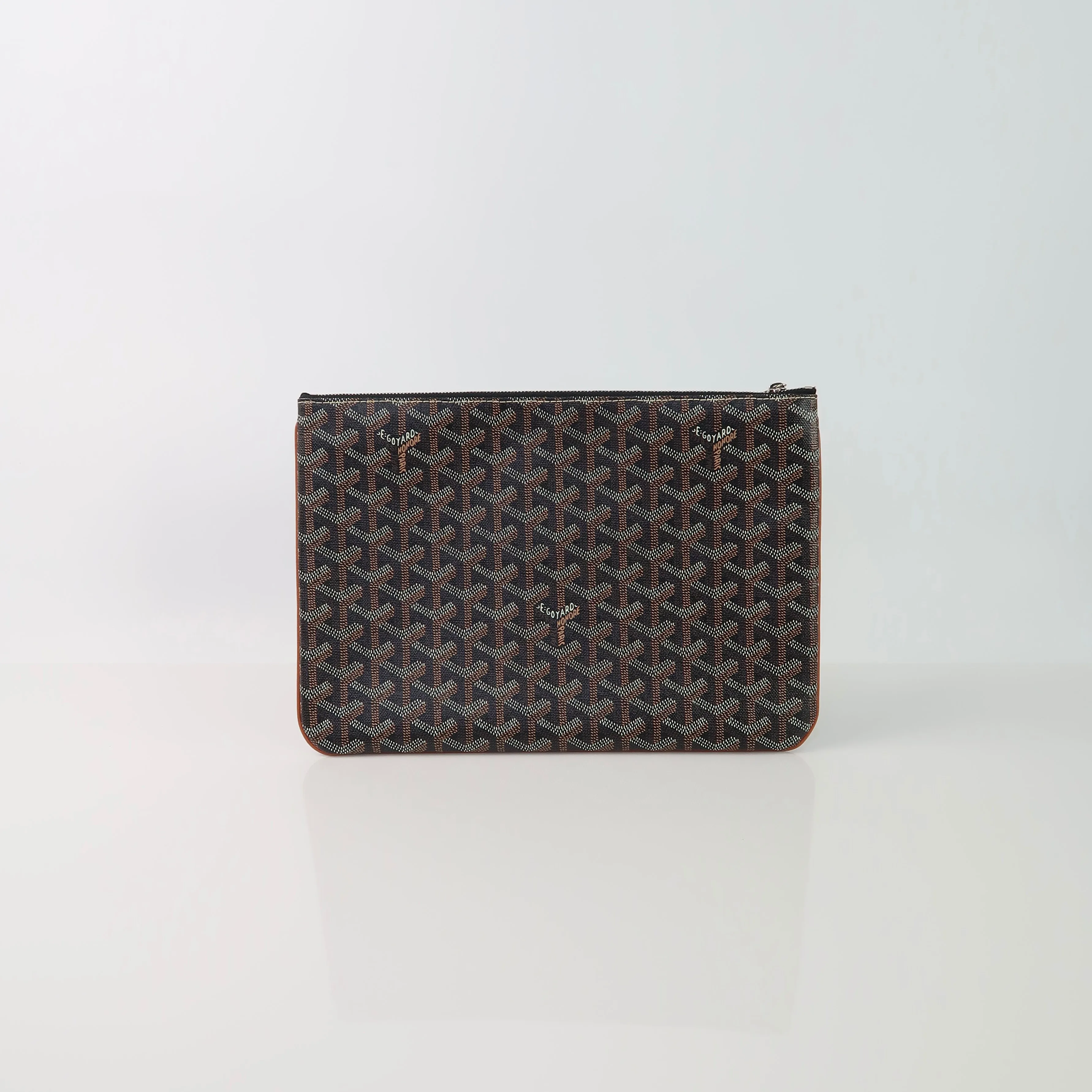 Senat Pouch
